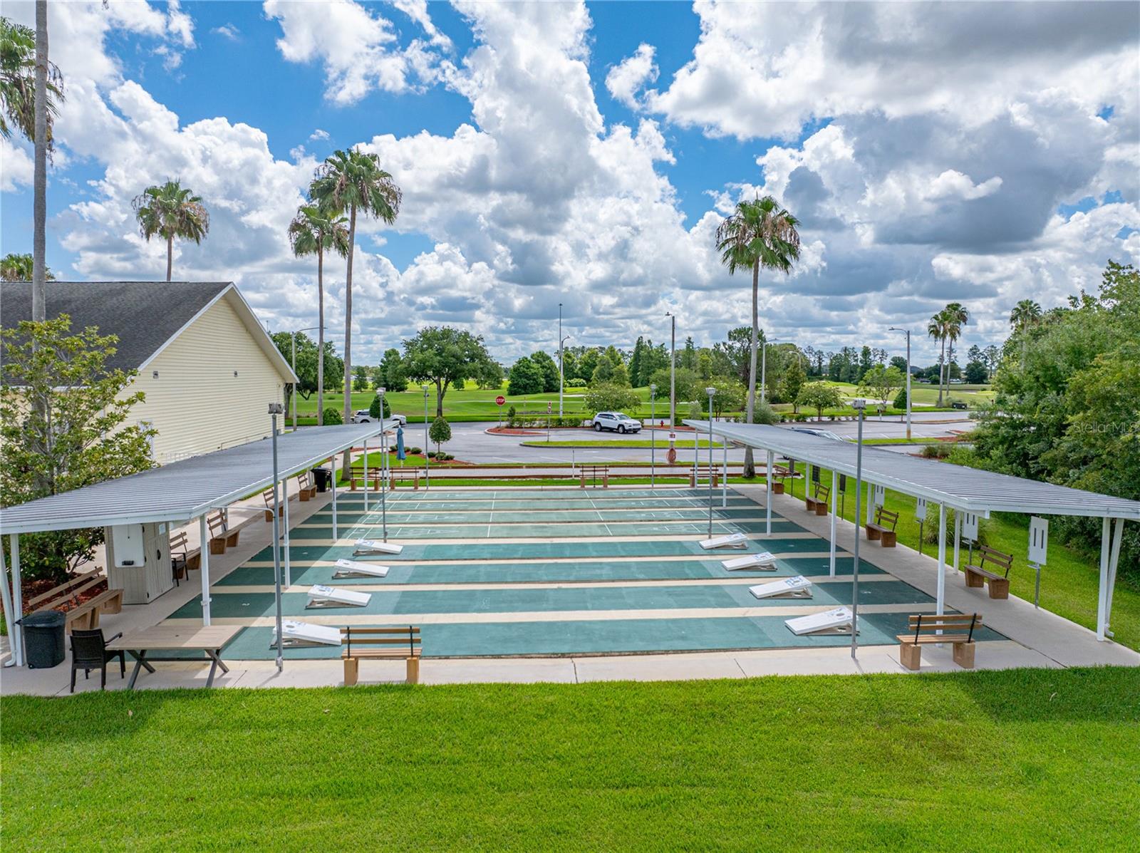 10817 HOCK LN, SAN ANTONIO, FL, 33576