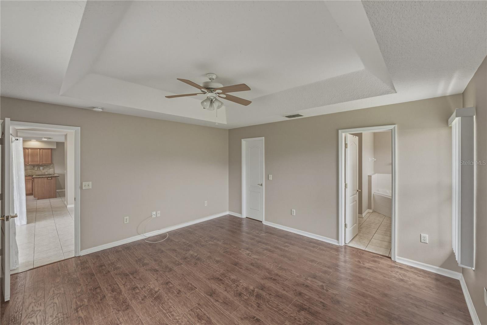 10817 HOCK LN, SAN ANTONIO, FL, 33576