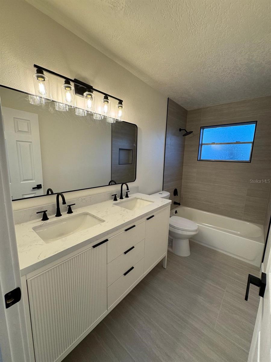 1049 CLOVERCREST RD, ORLANDO, FL, 32811