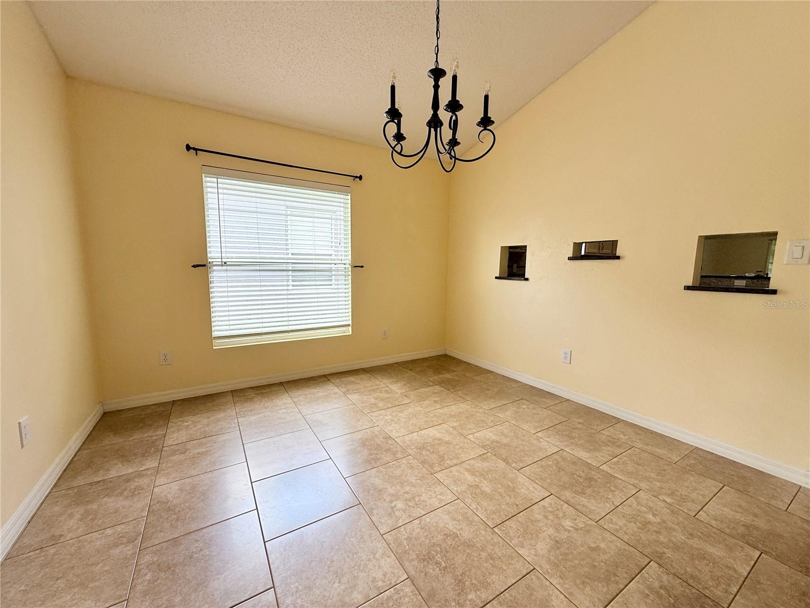 592 BLUE PARK RD, ORANGE CITY, FL, 32763