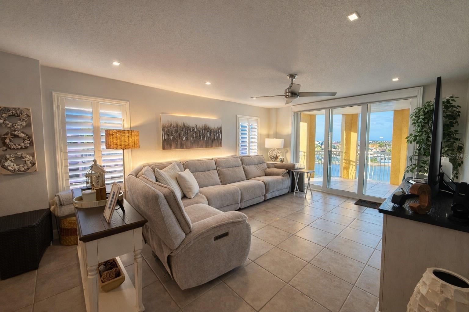 5353 GULF BLVD #A404, ST PETE BEACH, FL, 33706