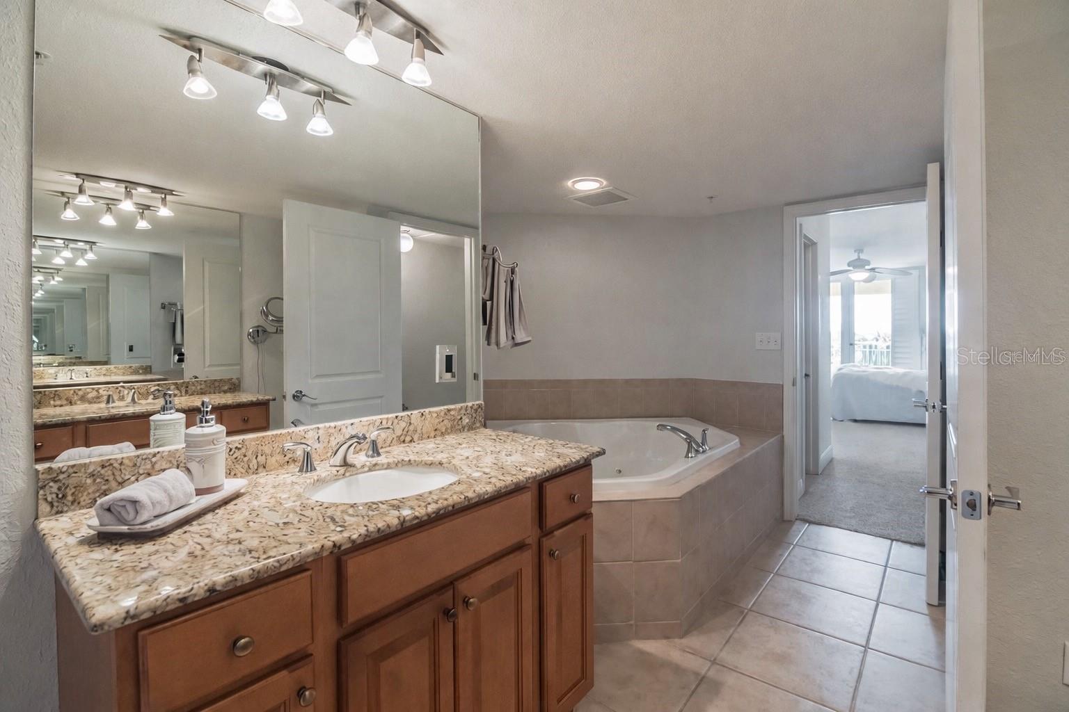 5353 GULF BLVD #A404, ST PETE BEACH, FL, 33706