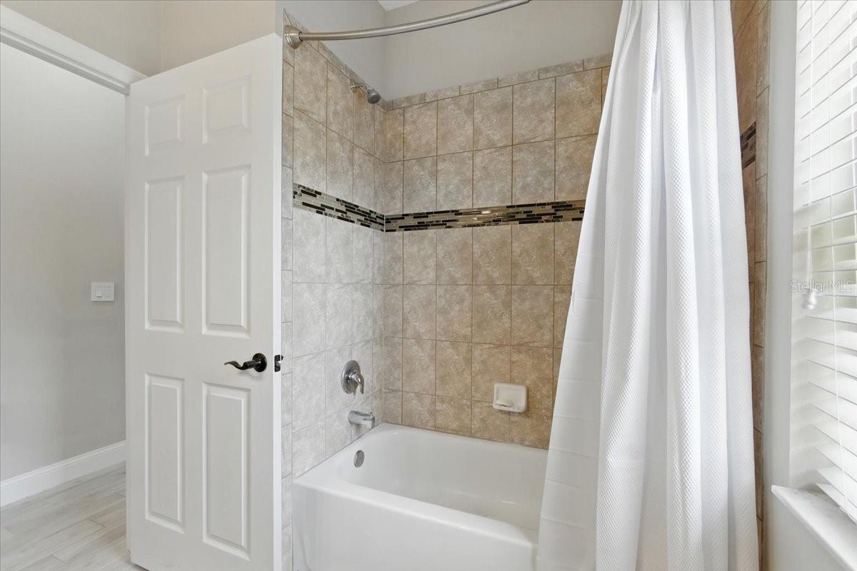 27 COLLINGDALE CT, PALM COAST, FL, 32137