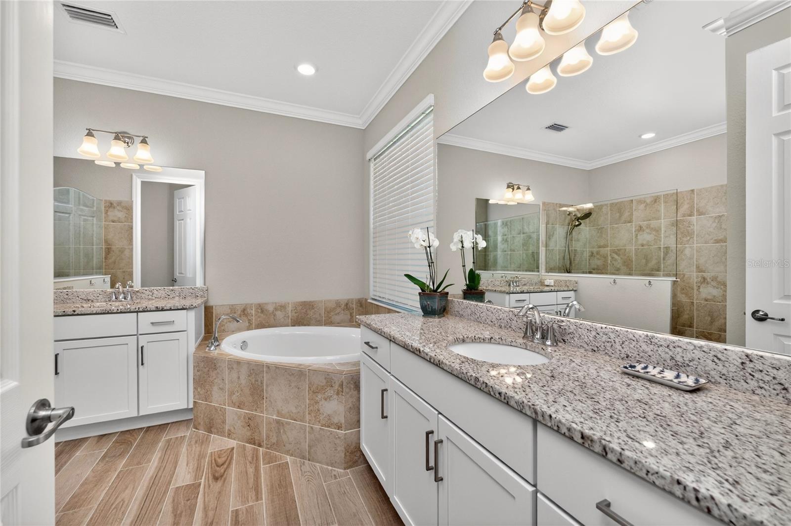 25180 LONGMEADOW DR, PUNTA GORDA, FL, 33955