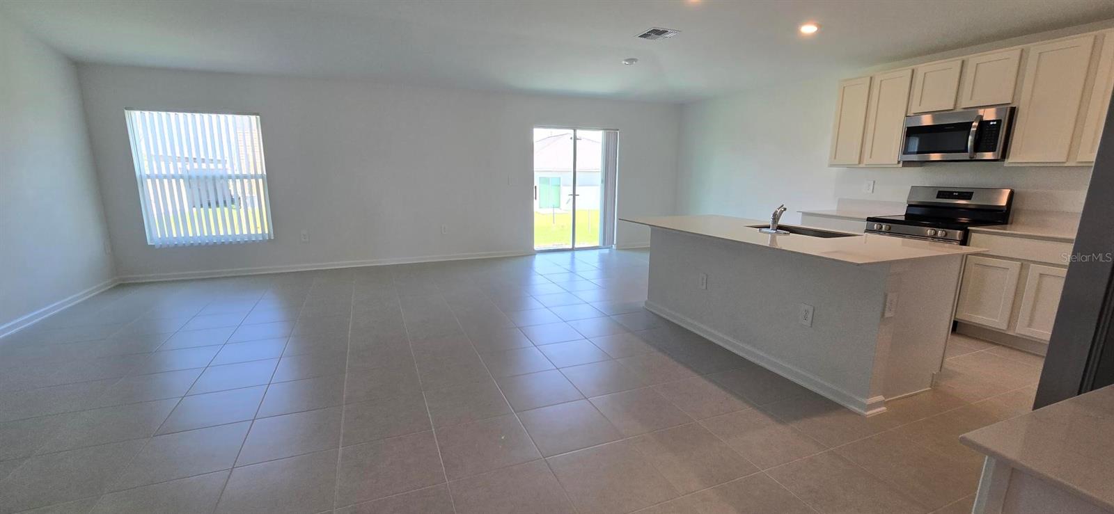 2810 WHITAKER POINT RD, LAKE HAMILTON, FL, 33851