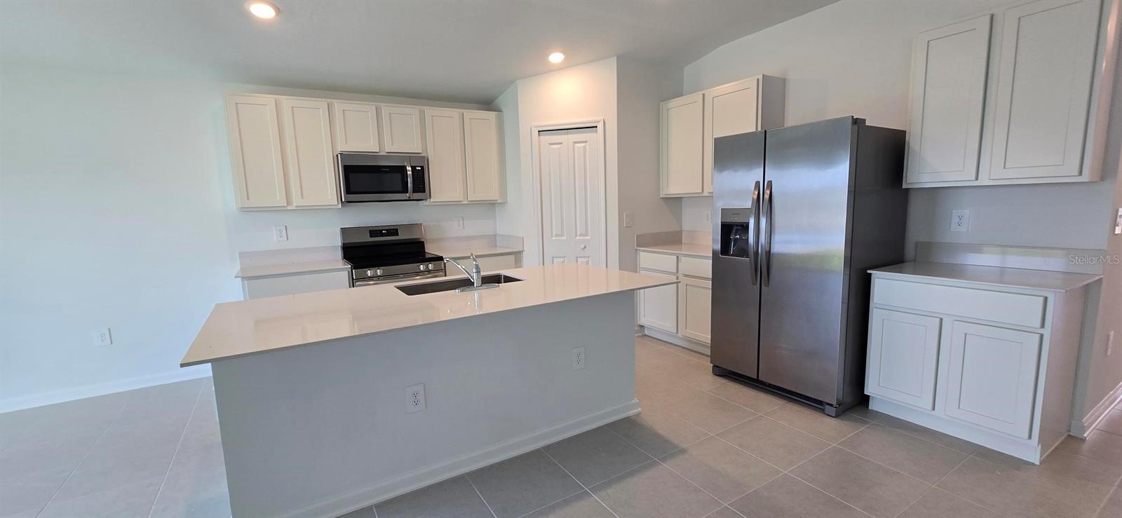 2810 WHITAKER POINT RD, LAKE HAMILTON, FL, 33851