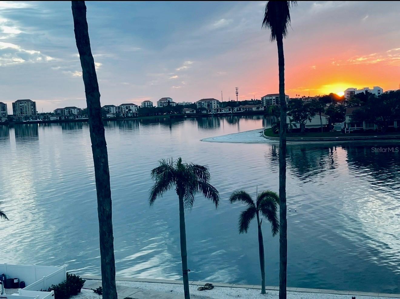 5220 BRITTANY DR S #501, ST PETERSBURG, FL, 33715