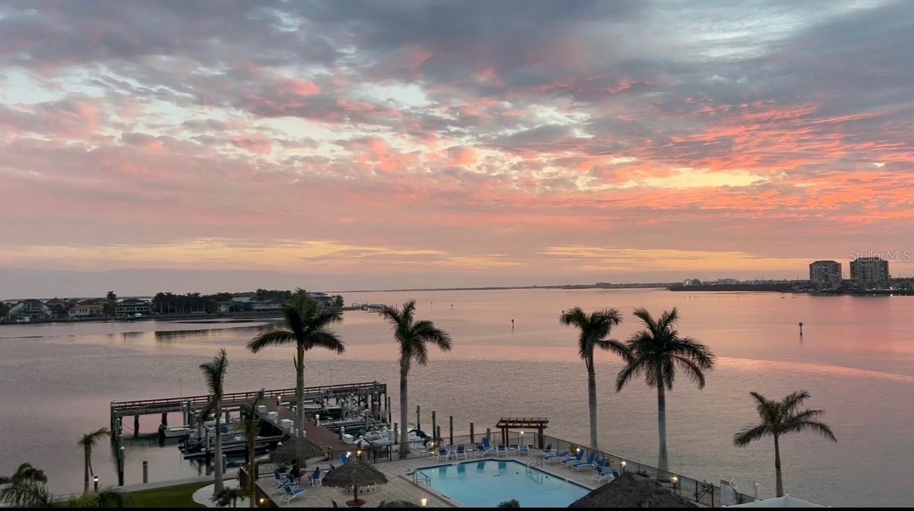 5220 BRITTANY DR S #501, ST PETERSBURG, FL, 33715