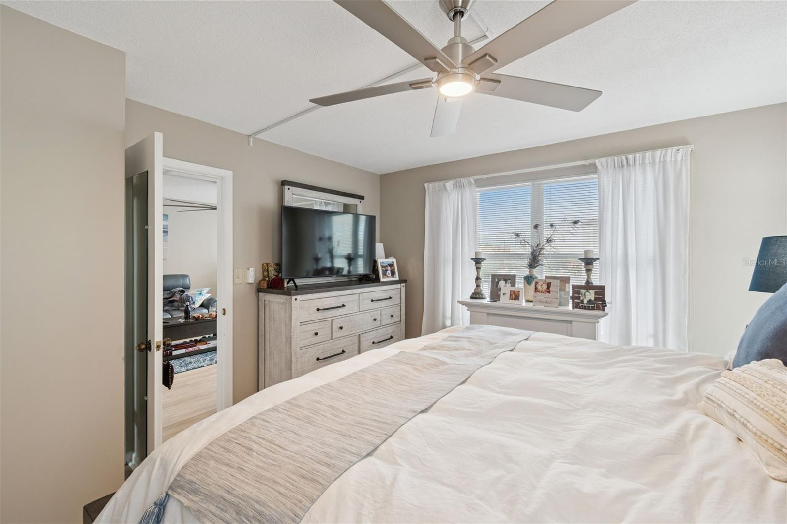 5220 BRITTANY DR S #501, ST PETERSBURG, FL, 33715