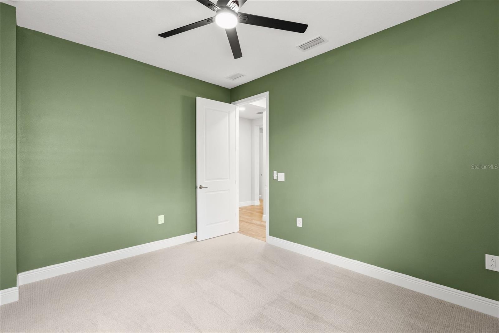 8160 STERNWAY RD, SARASOTA, FL, 34240