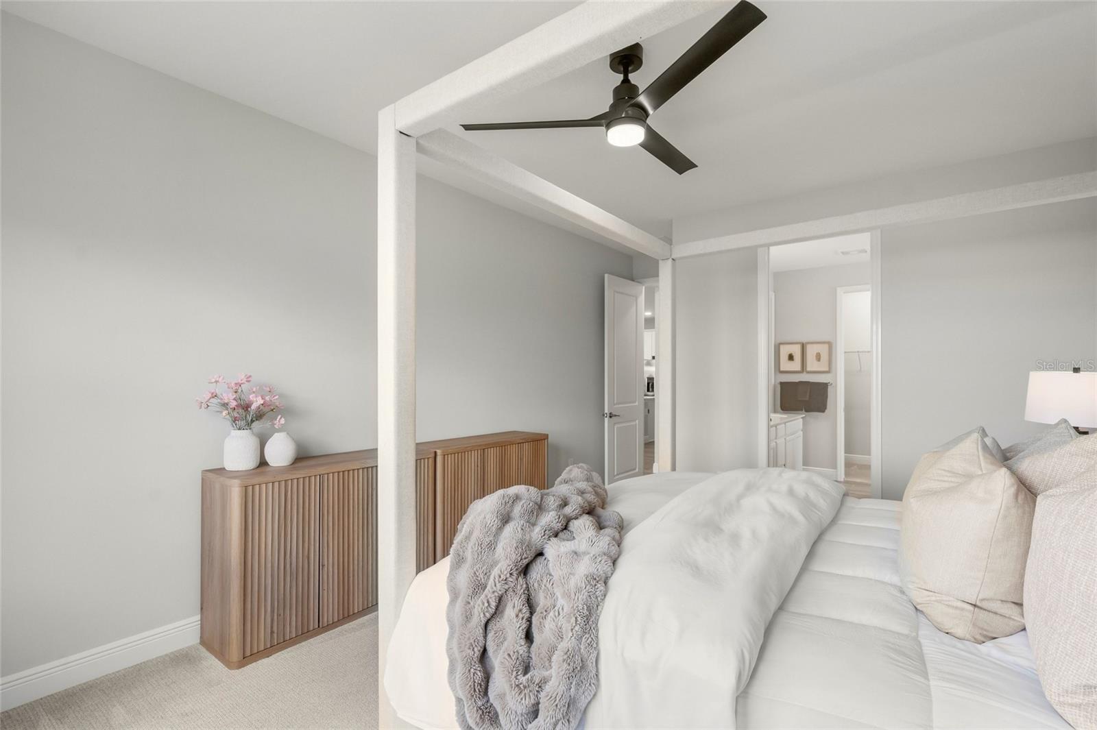 8160 STERNWAY RD, SARASOTA, FL, 34240