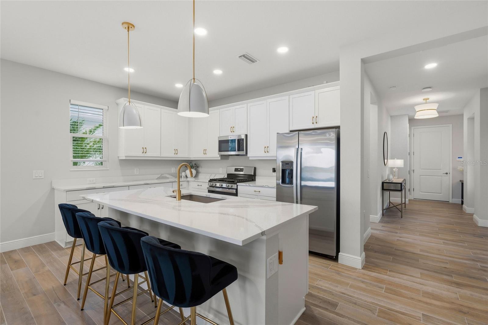 8160 STERNWAY RD, SARASOTA, FL, 34240