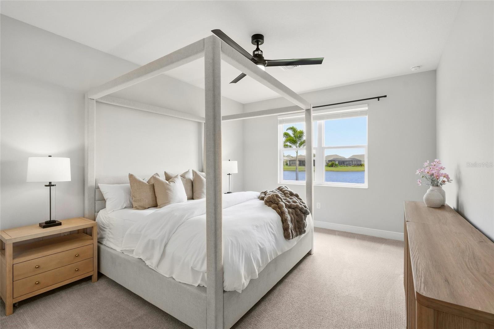 8160 STERNWAY RD, SARASOTA, FL, 34240