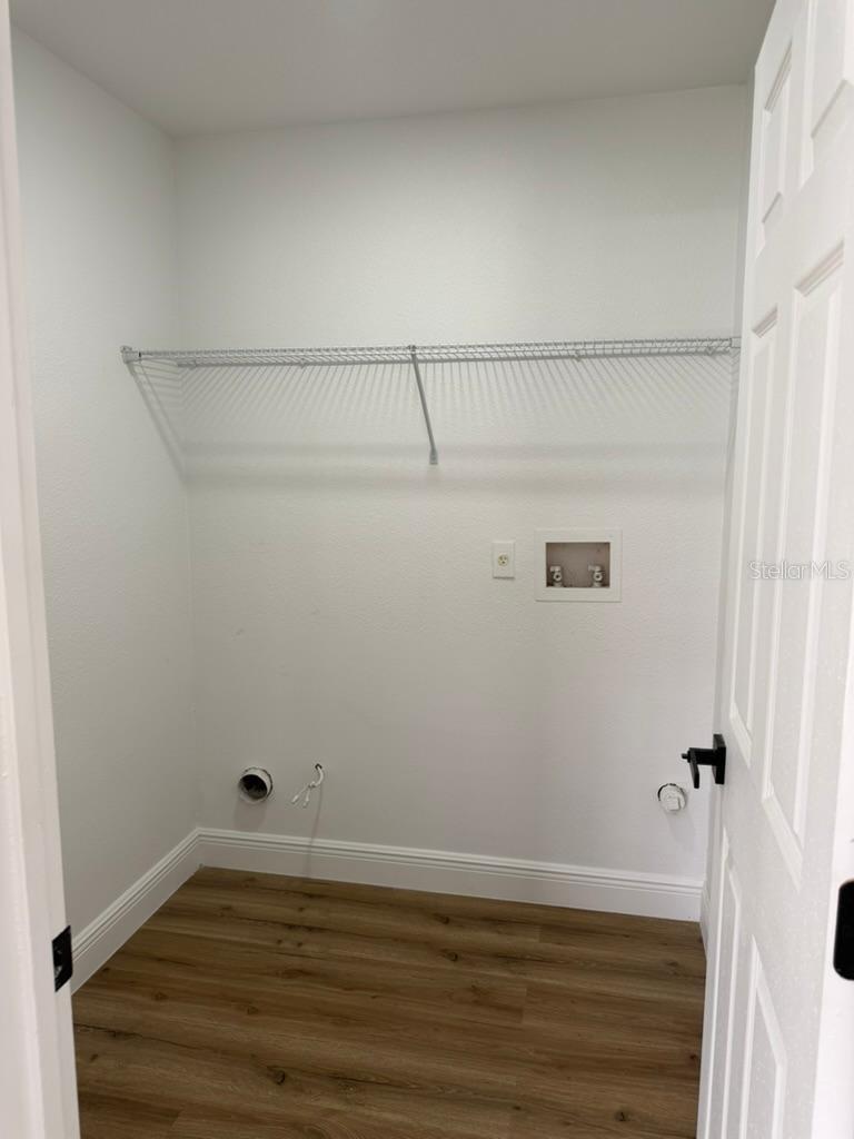 9743 HOLLYHILL DR, ORLANDO, FL, 32824