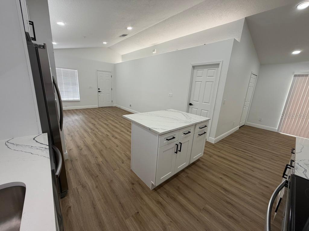 9743 HOLLYHILL DR, ORLANDO, FL, 32824