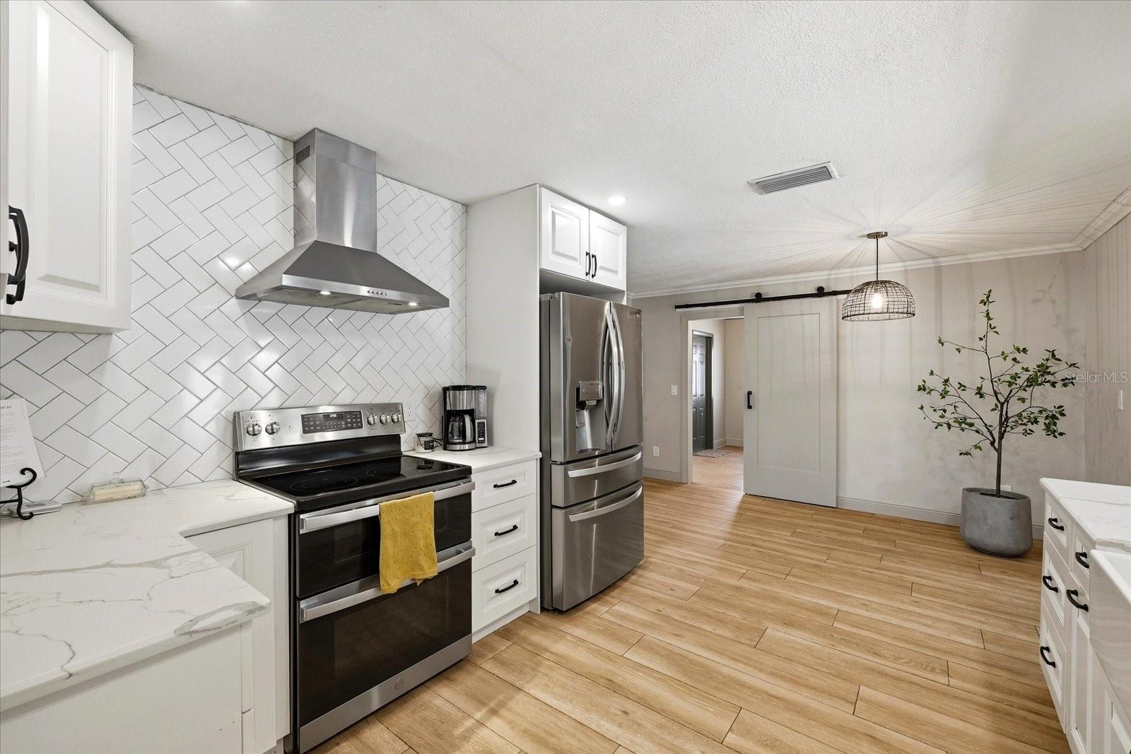 7089 122ND WAY, SEMINOLE, FL, 33772