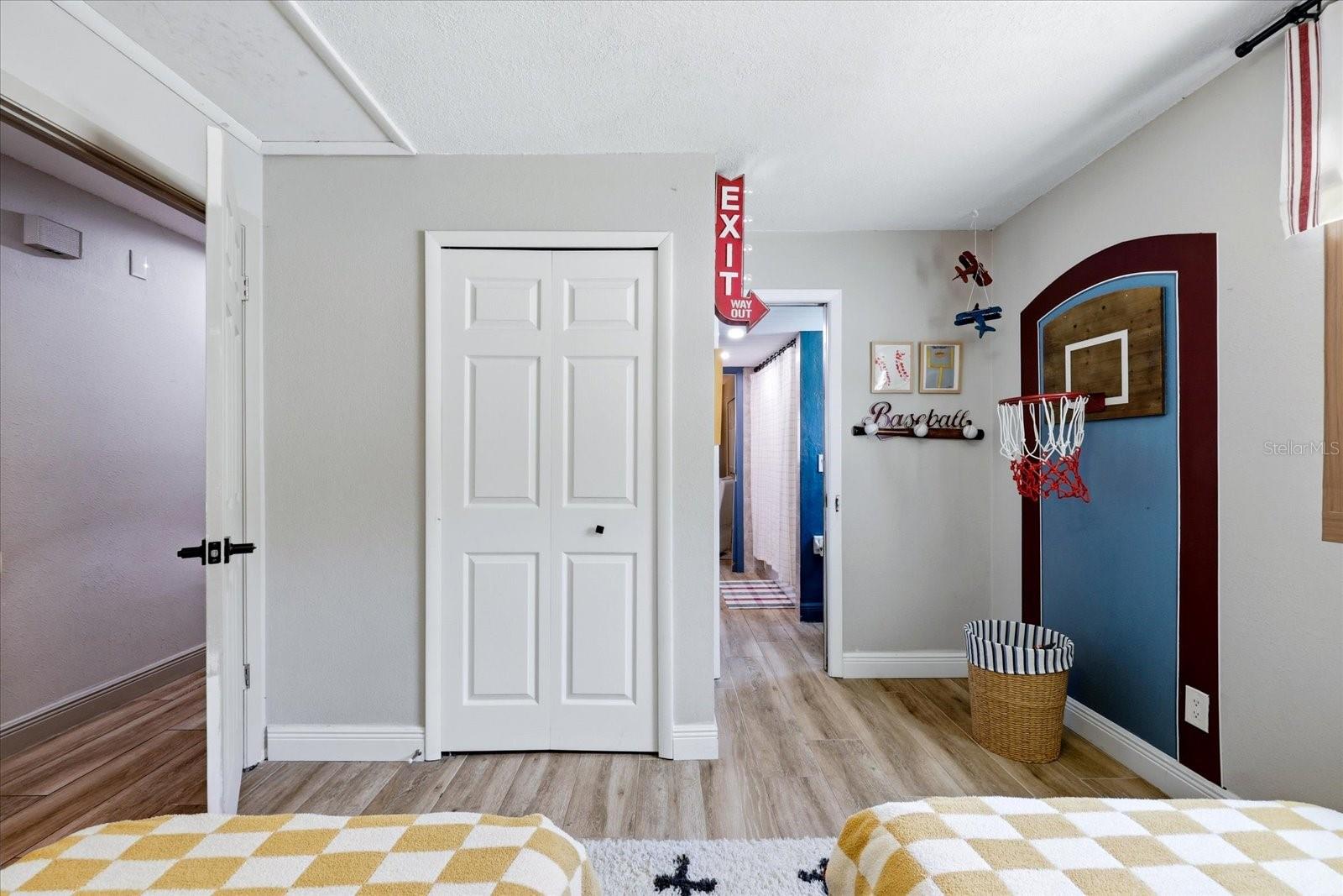 7089 122ND WAY, SEMINOLE, FL, 33772