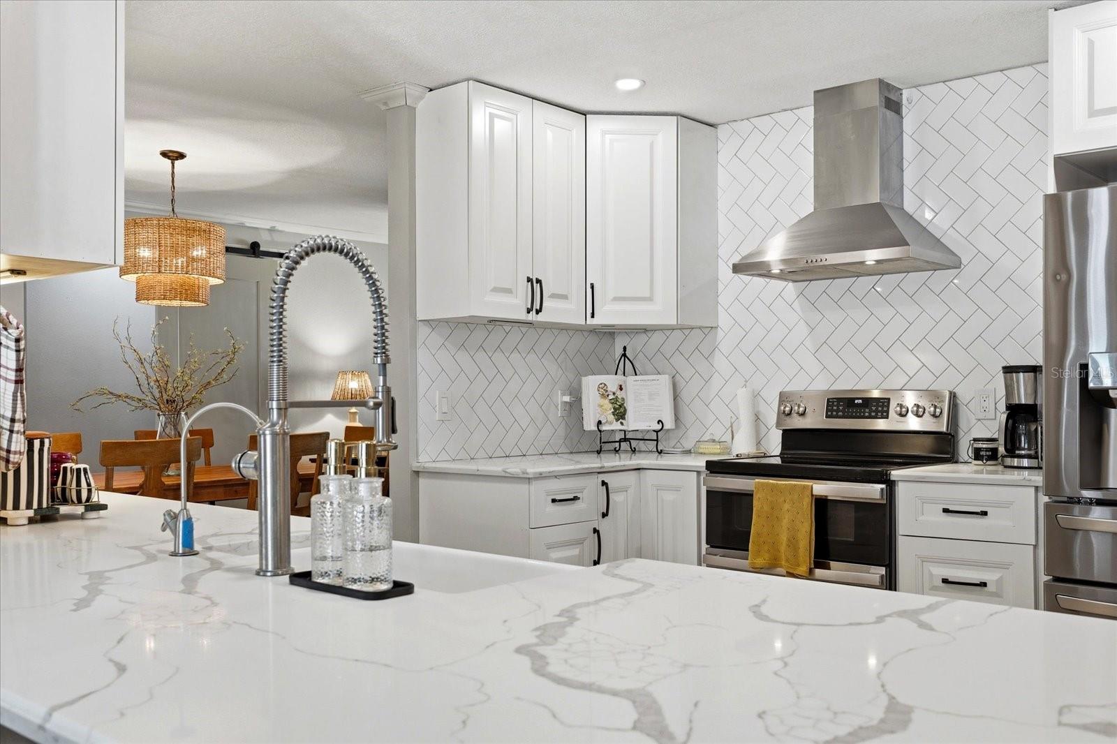 7089 122ND WAY, SEMINOLE, FL, 33772