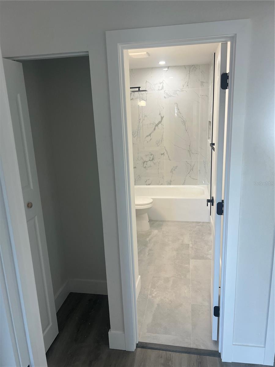 4075 38TH AVE N, ST PETERSBURG, FL, 33713