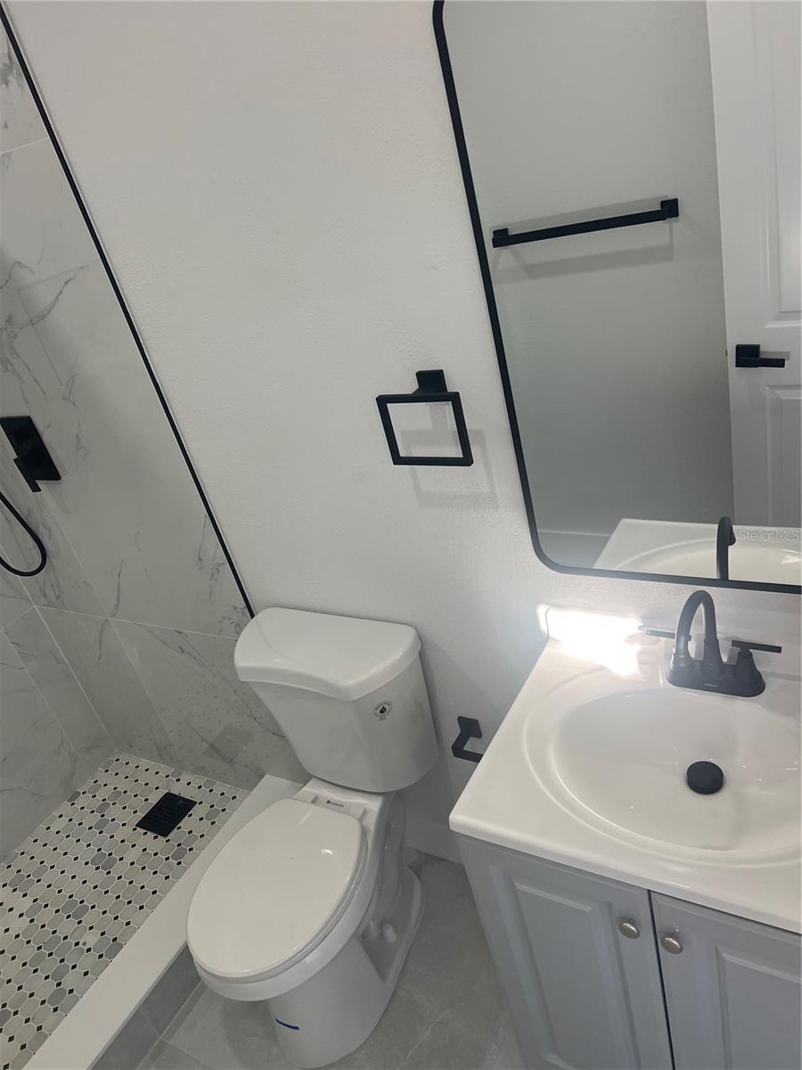 4075 38TH AVE N, ST PETERSBURG, FL, 33713