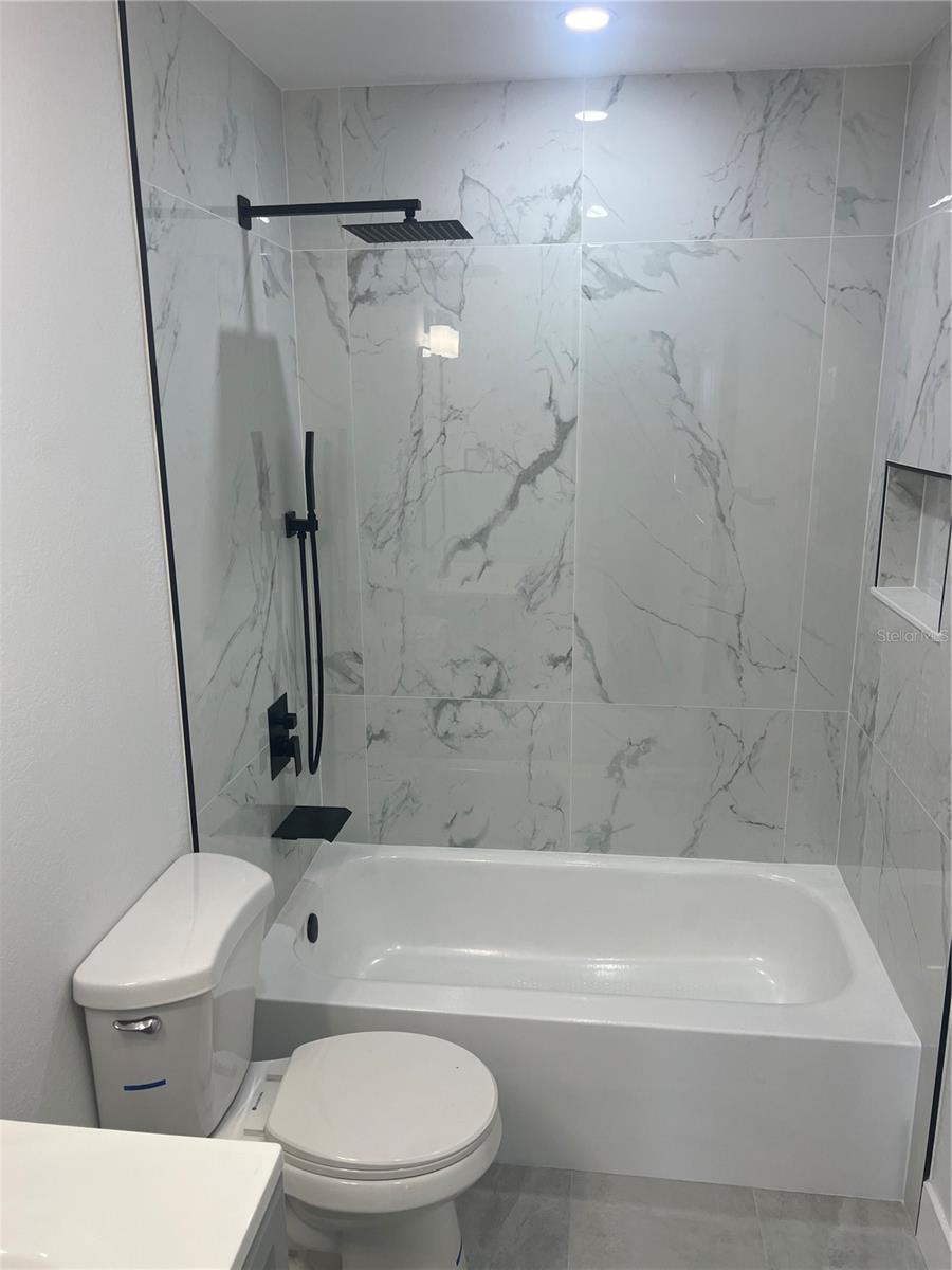 4075 38TH AVE N, ST PETERSBURG, FL, 33713