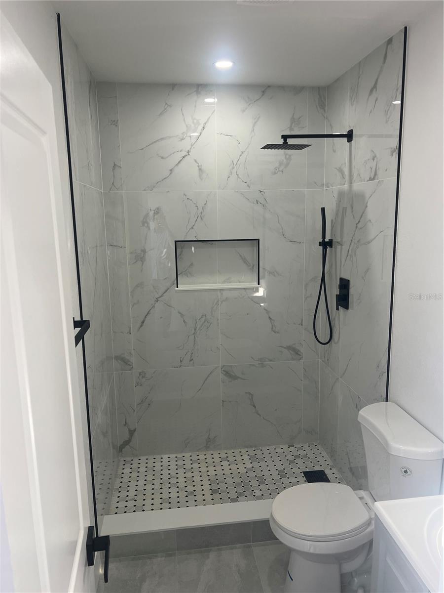 4075 38TH AVE N, ST PETERSBURG, FL, 33713