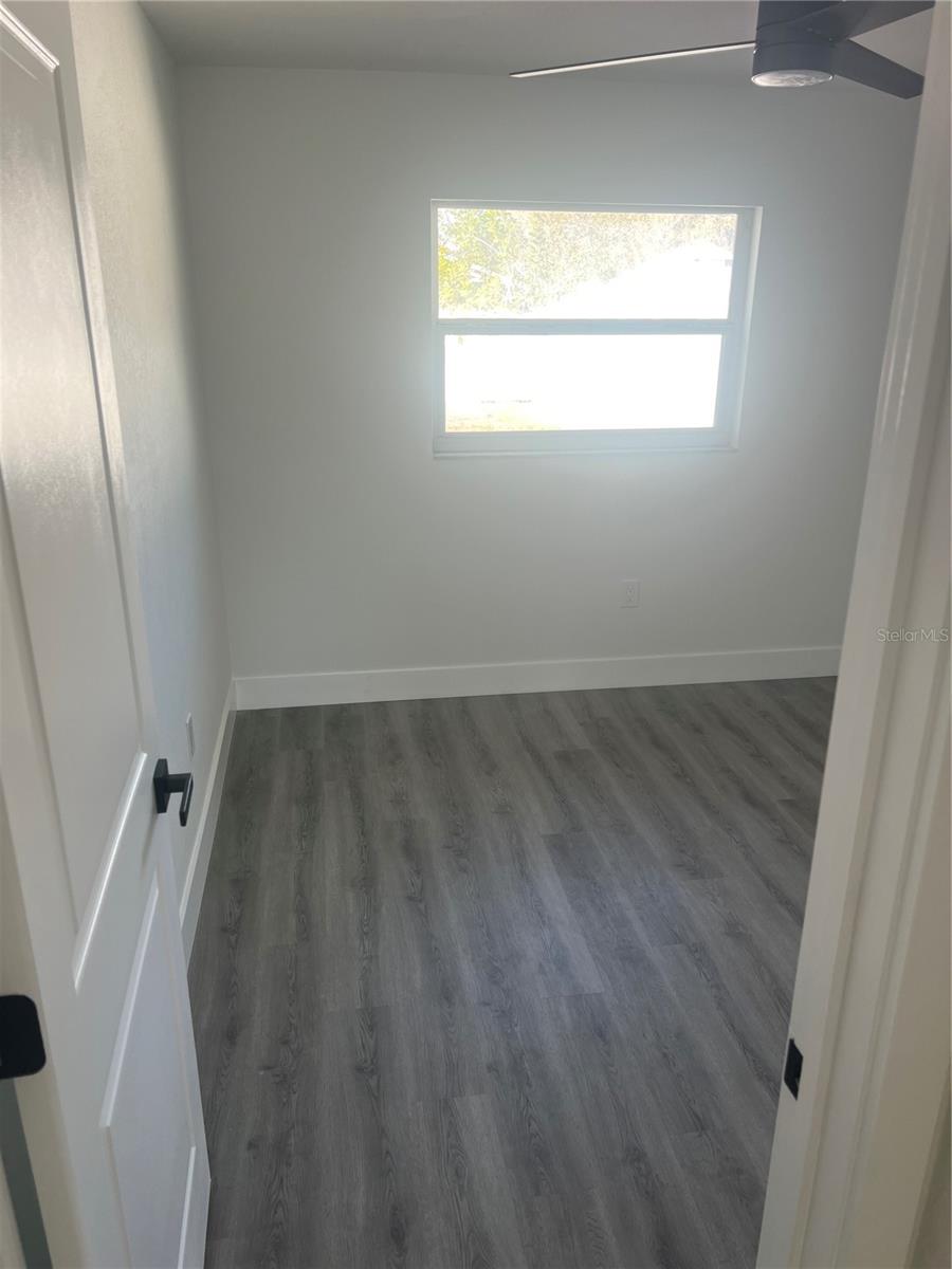 4075 38TH AVE N, ST PETERSBURG, FL, 33713