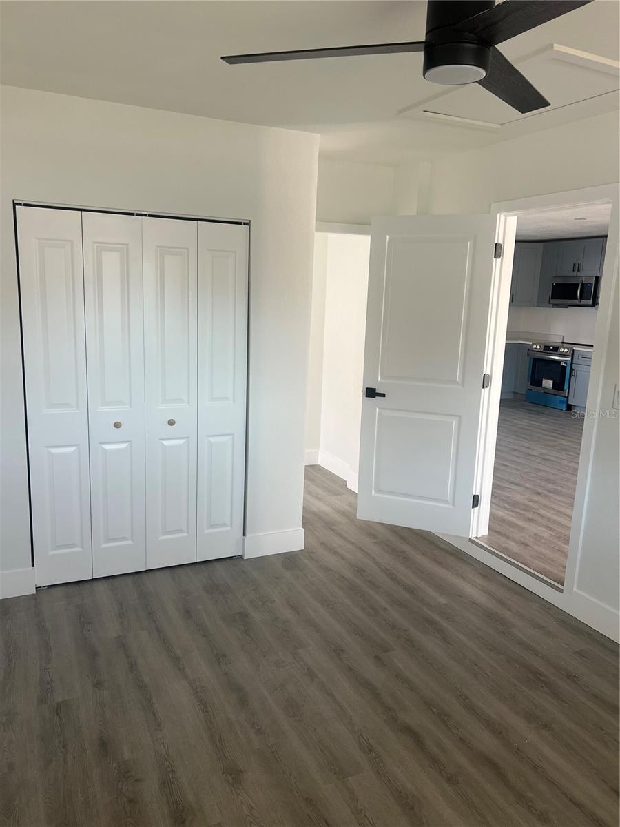 4075 38TH AVE N, ST PETERSBURG, FL, 33713