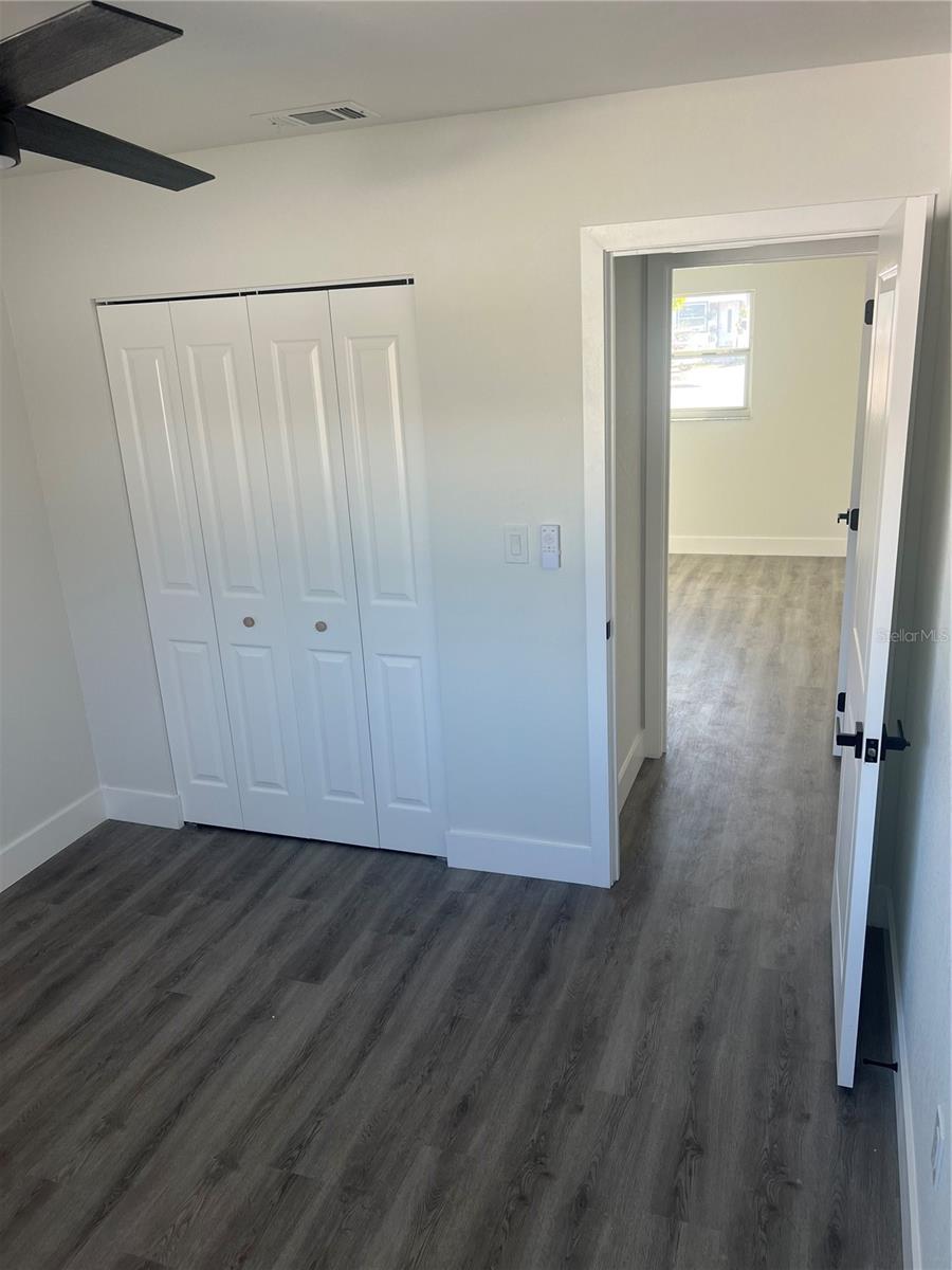 4075 38TH AVE N, ST PETERSBURG, FL, 33713