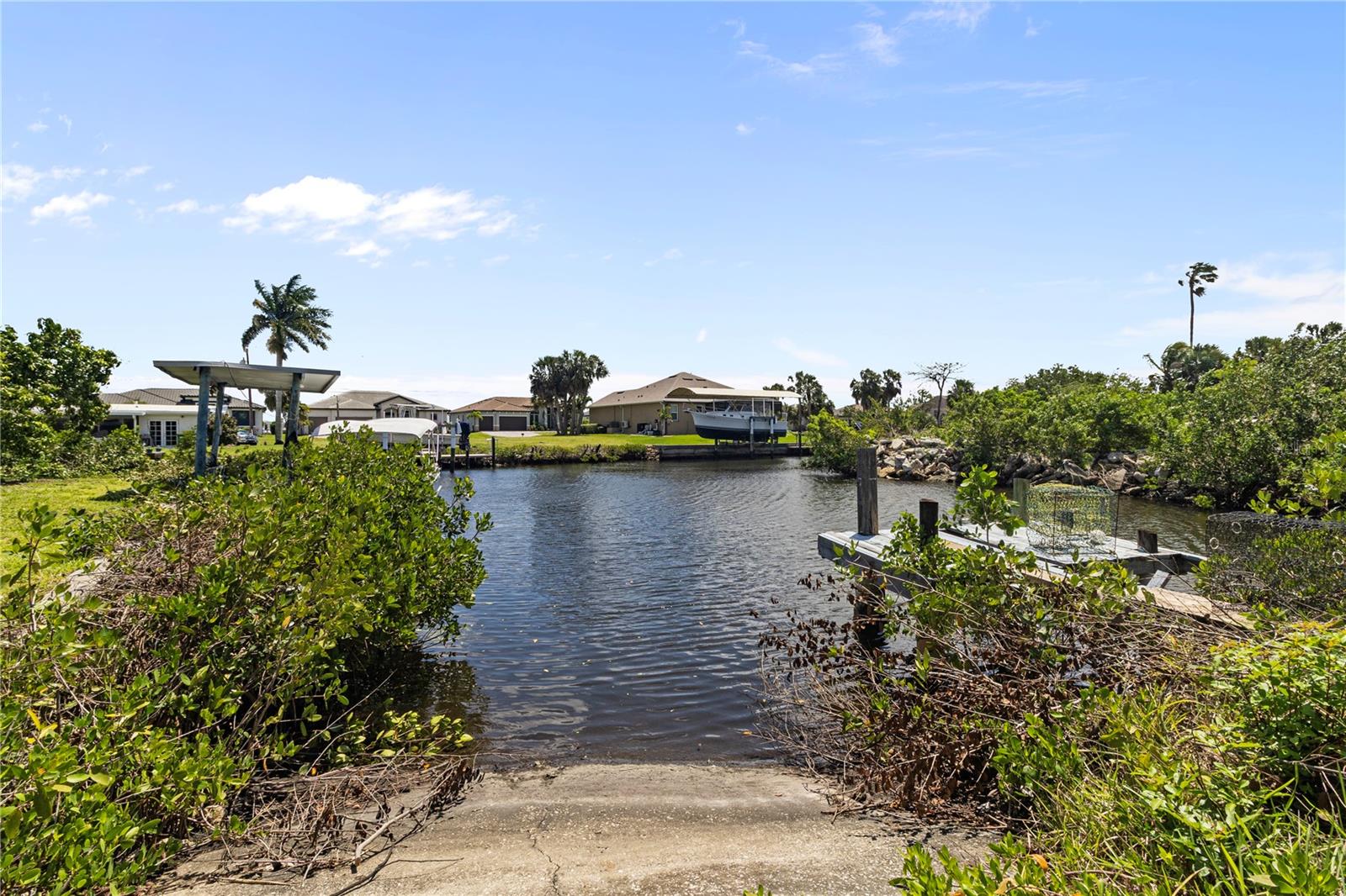 4020 PALM DR, PUNTA GORDA, FL, 33950