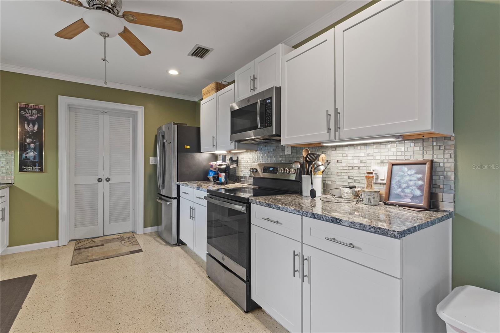 4020 PALM DR, PUNTA GORDA, FL, 33950