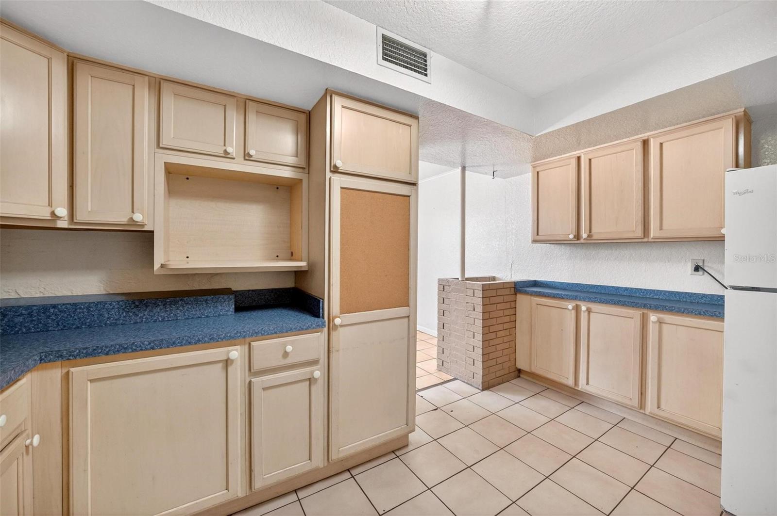 715 S RANDOLPH AVE, KISSIMMEE, FL, 34741