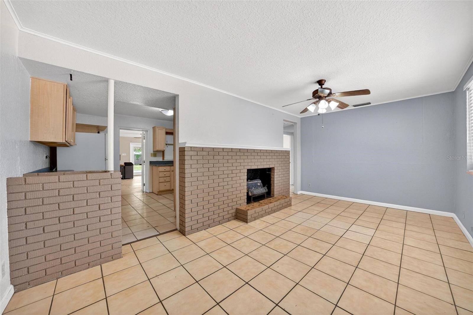 715 S RANDOLPH AVE, KISSIMMEE, FL, 34741