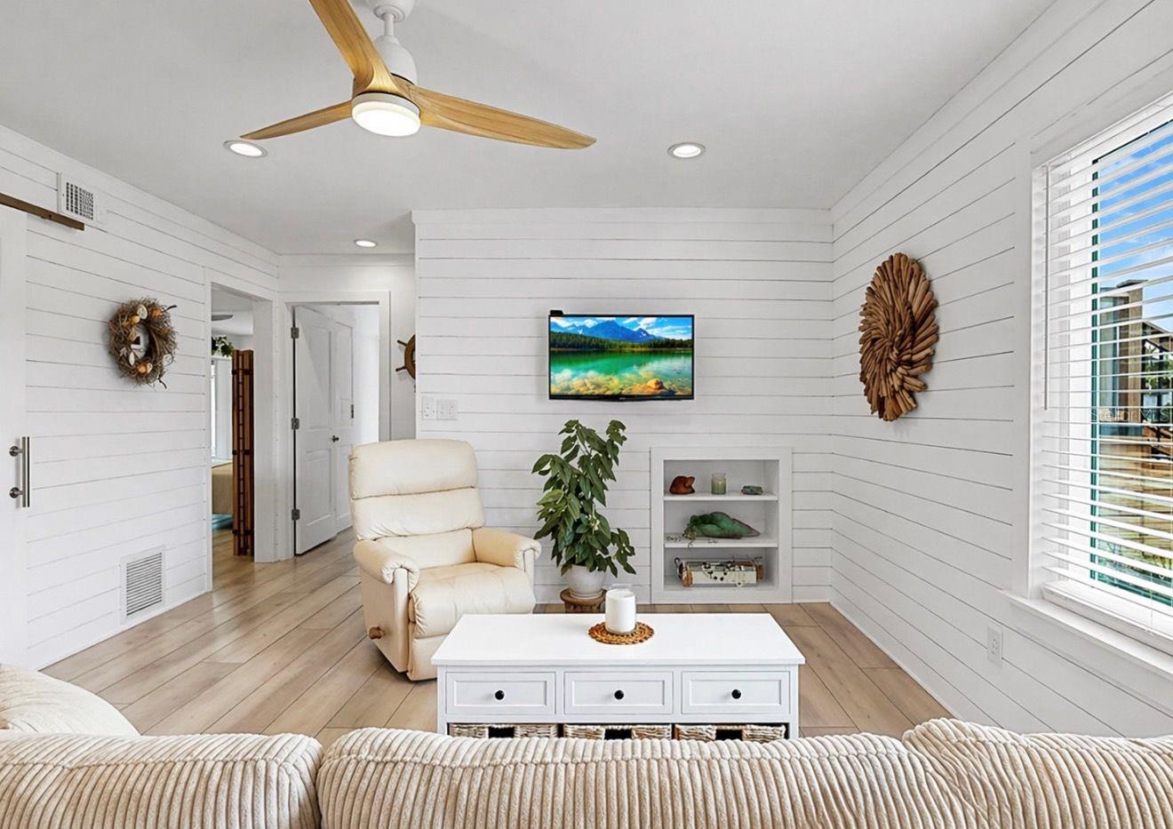 8096 GLENBROOKE LN, SARASOTA, FL, 34243