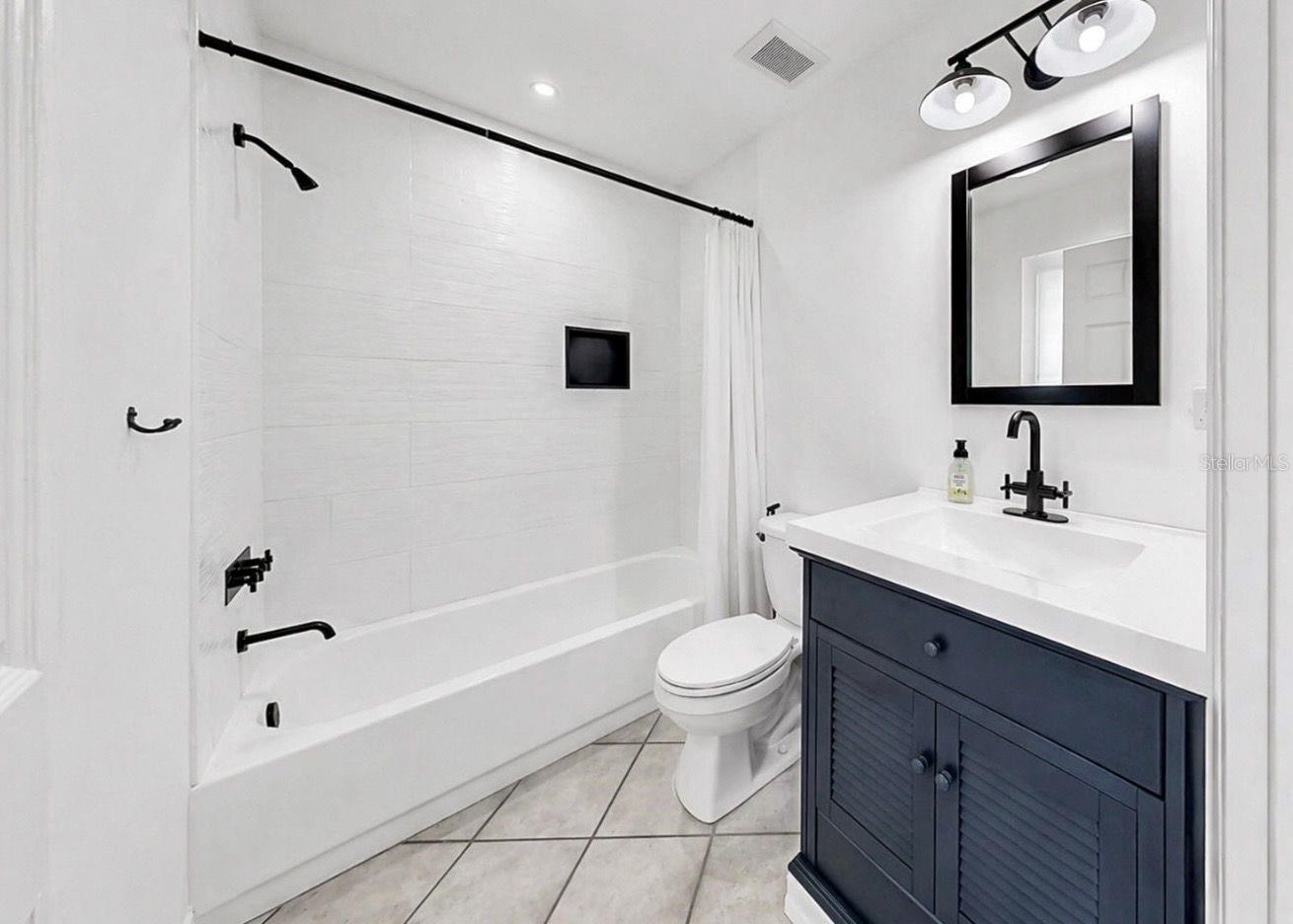 8096 GLENBROOKE LN, SARASOTA, FL, 34243