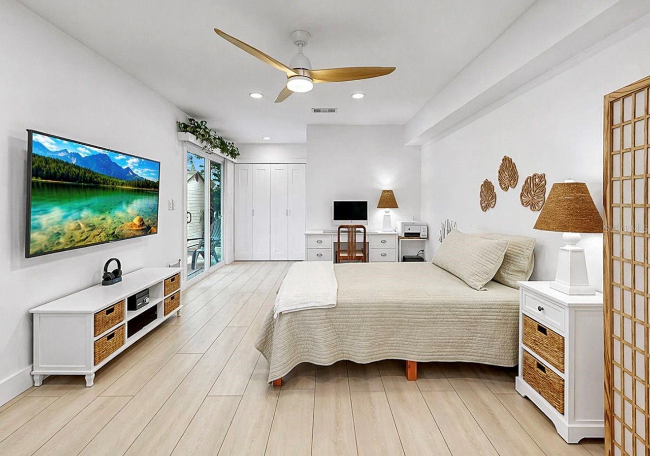 8096 GLENBROOKE LN, SARASOTA, FL, 34243