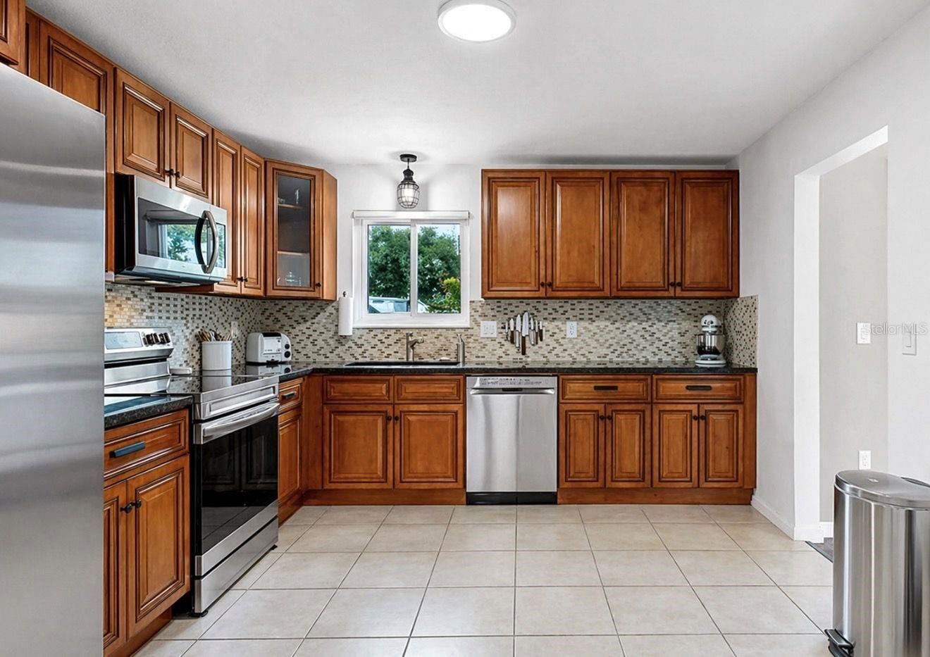 8096 GLENBROOKE LN, SARASOTA, FL, 34243