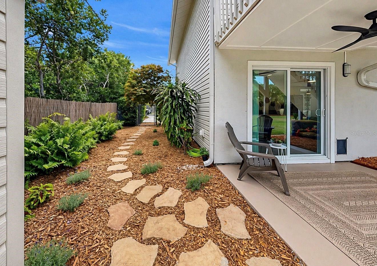 8096 GLENBROOKE LN, SARASOTA, FL, 34243