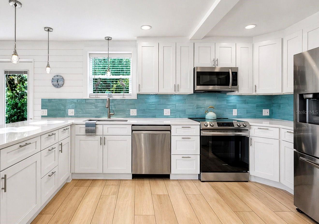 8096 GLENBROOKE LN, SARASOTA, FL, 34243