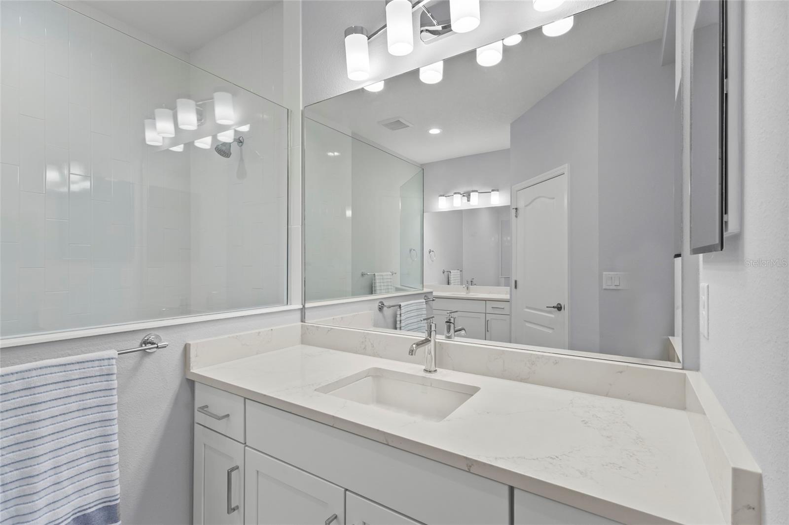 205 PALIDORO CIR, NOKOMIS, FL, 34275