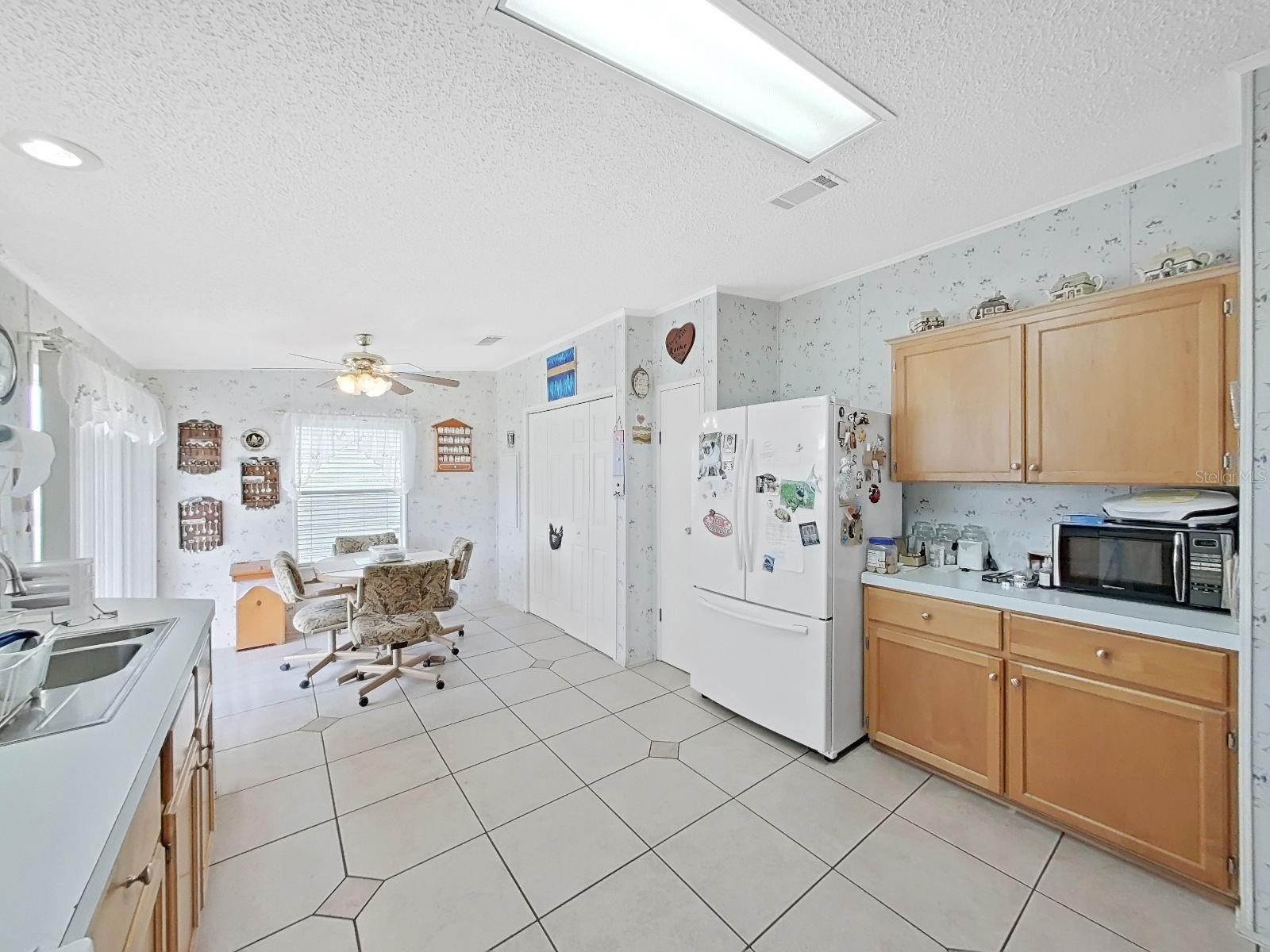 37701 NEWAL AVE, ZEPHYRHILLS, FL, 33542