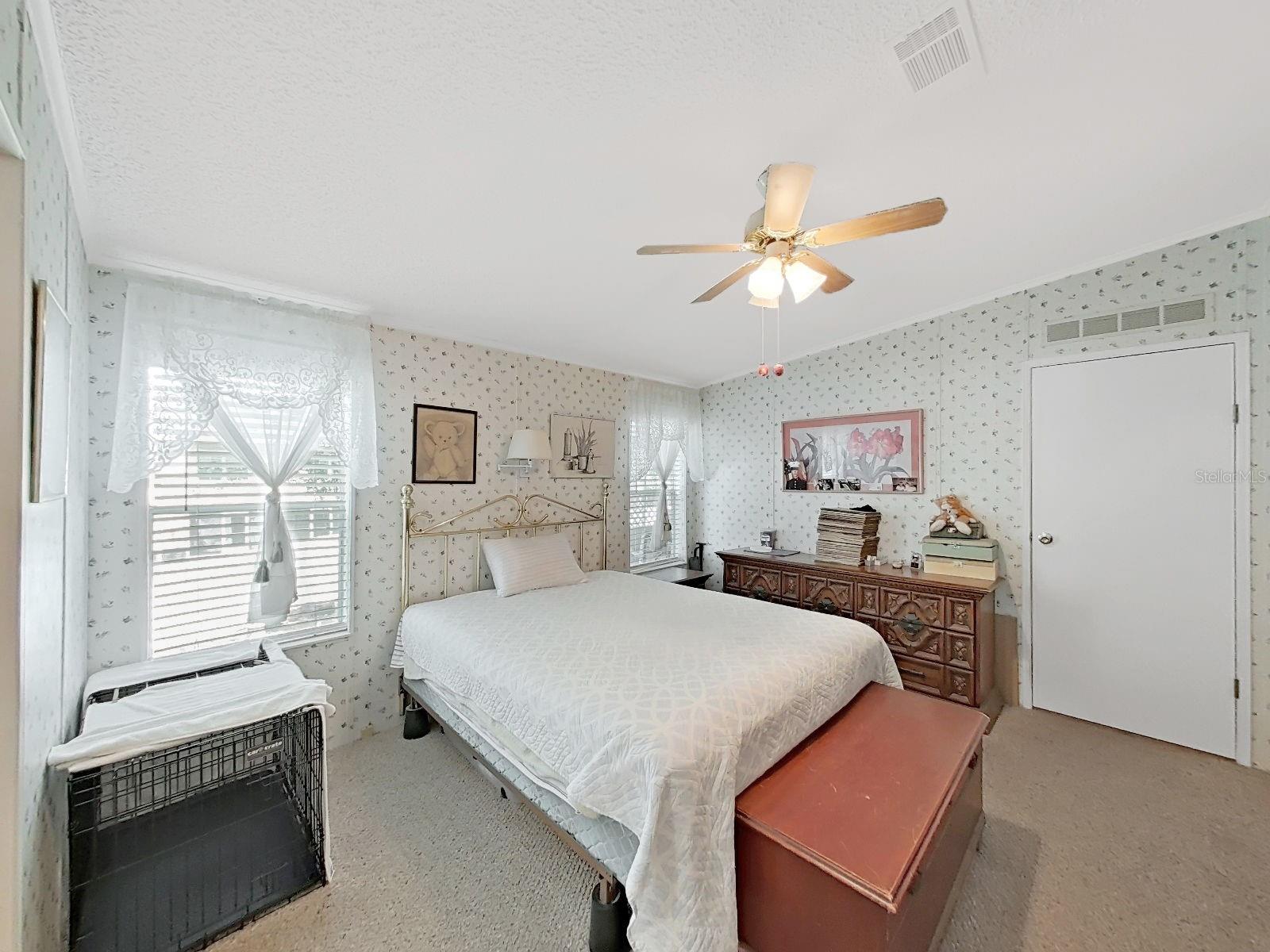 37701 NEWAL AVE, ZEPHYRHILLS, FL, 33542