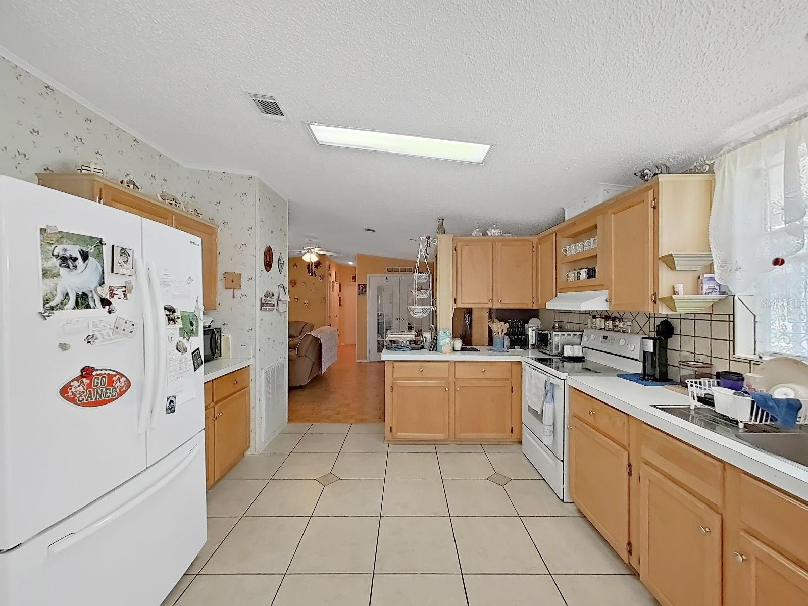 37701 NEWAL AVE, ZEPHYRHILLS, FL, 33542