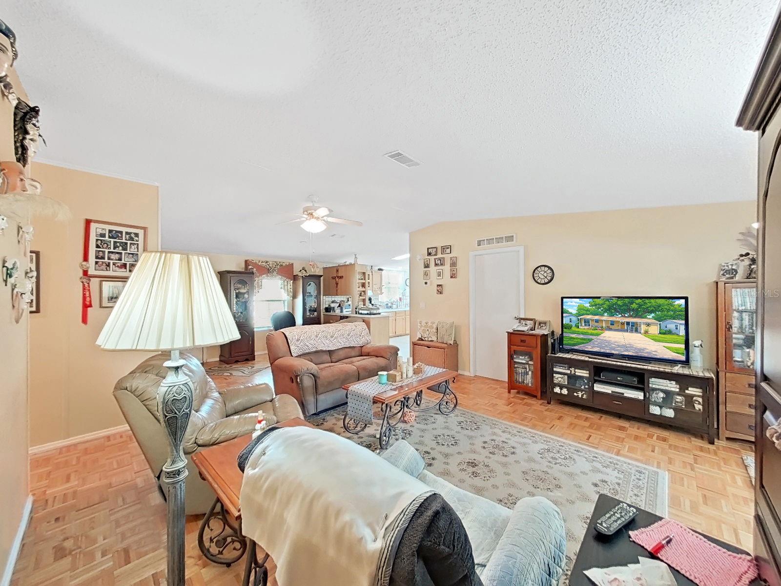 37701 NEWAL AVE, ZEPHYRHILLS, FL, 33542