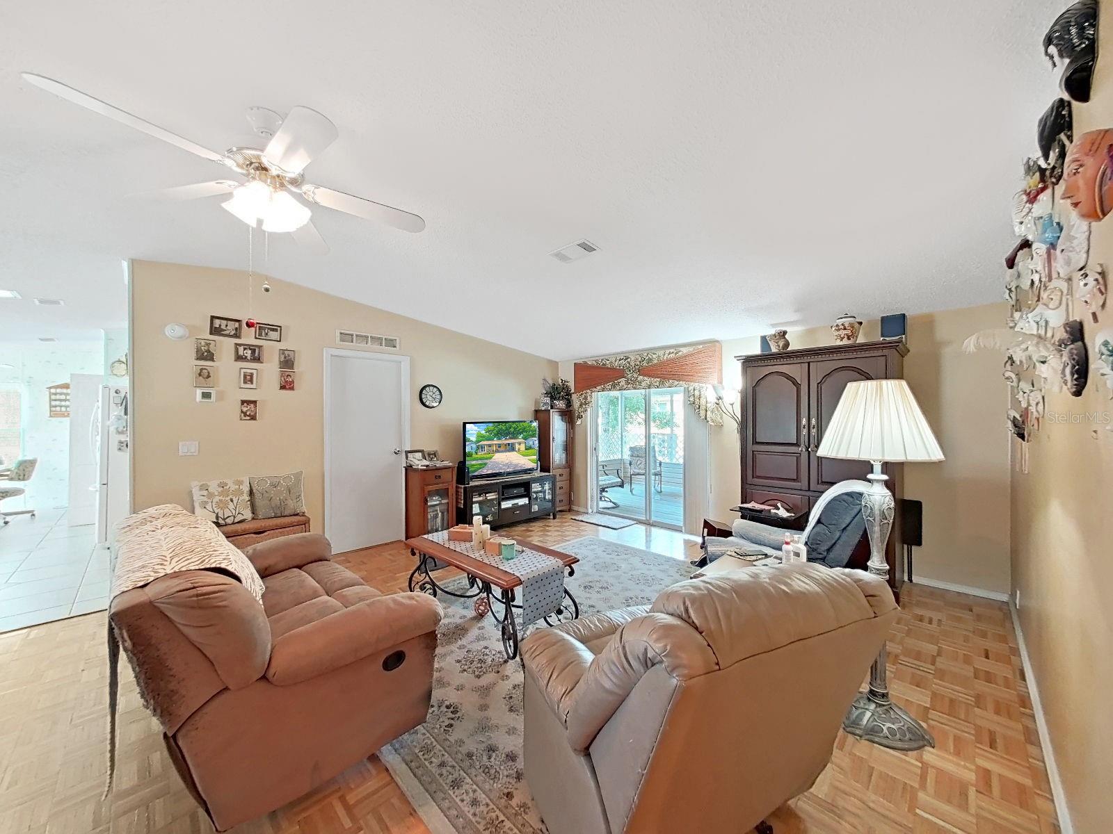 37701 NEWAL AVE, ZEPHYRHILLS, FL, 33542