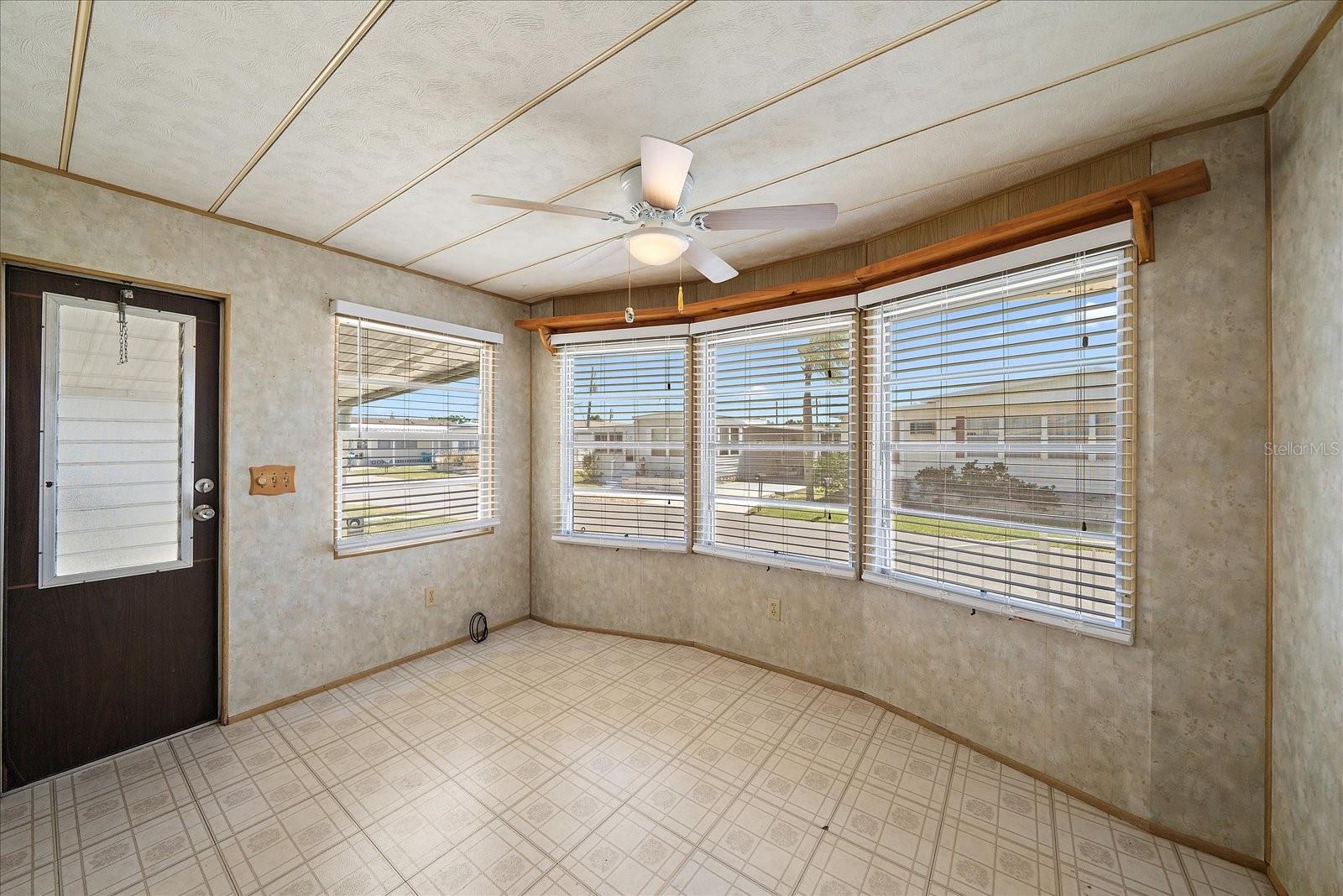 89 DEL RIO DR, PALMETTO, FL, 34221