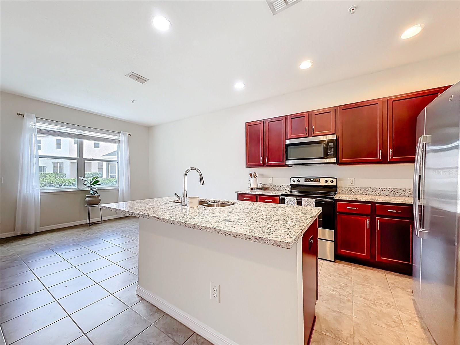 661 FORTANINI CIR, OCOEE, FL, 34761