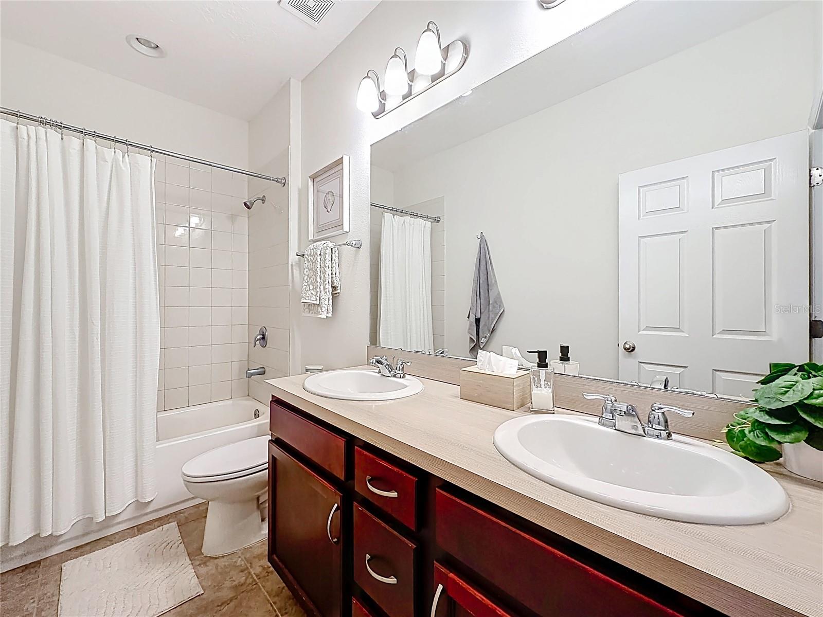 661 FORTANINI CIR, OCOEE, FL, 34761