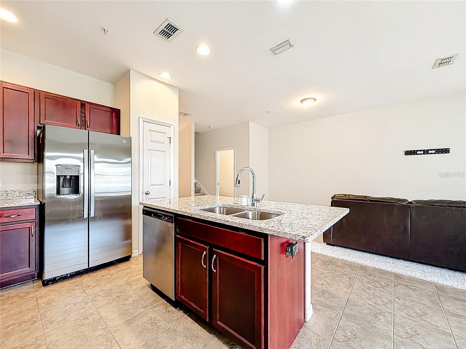 661 FORTANINI CIR, OCOEE, FL, 34761