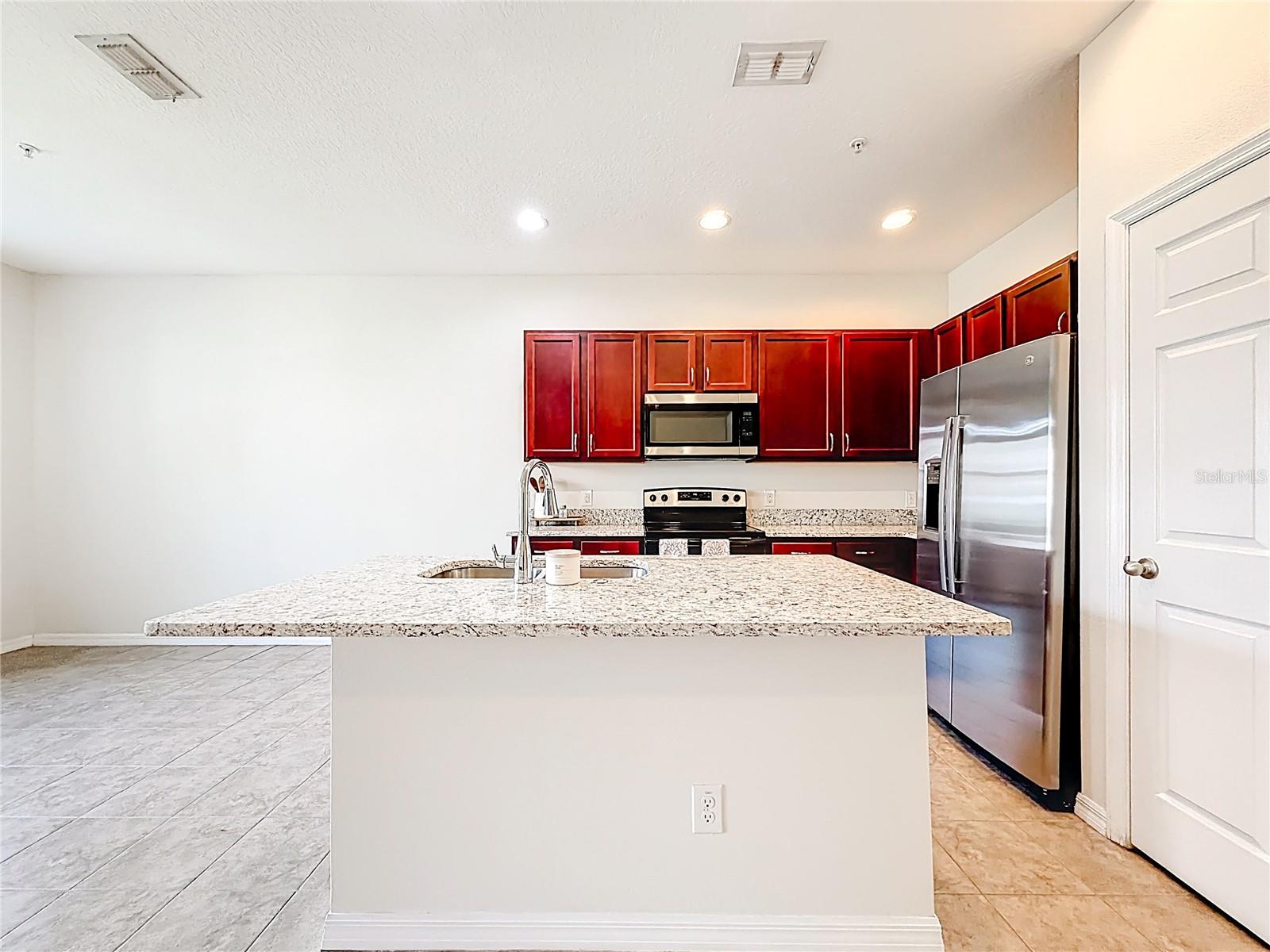 661 FORTANINI CIR, OCOEE, FL, 34761